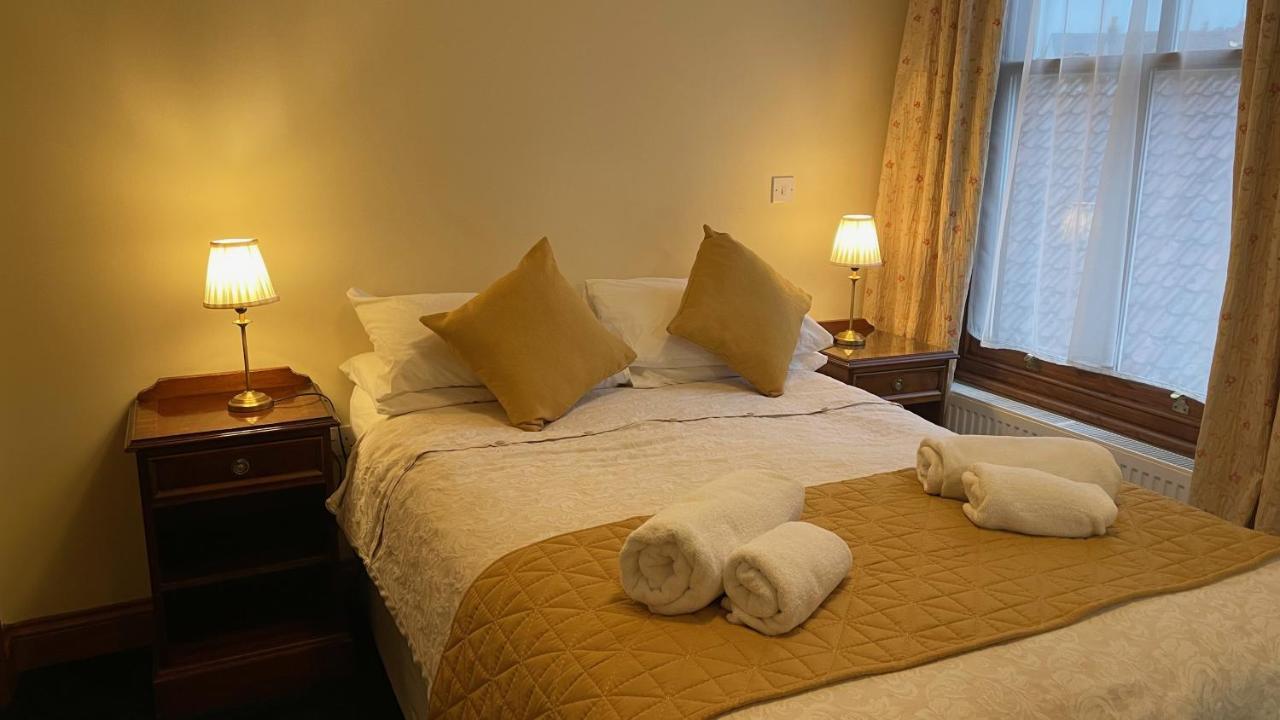 Crown Hotel 다우넘 마켓 외부 사진